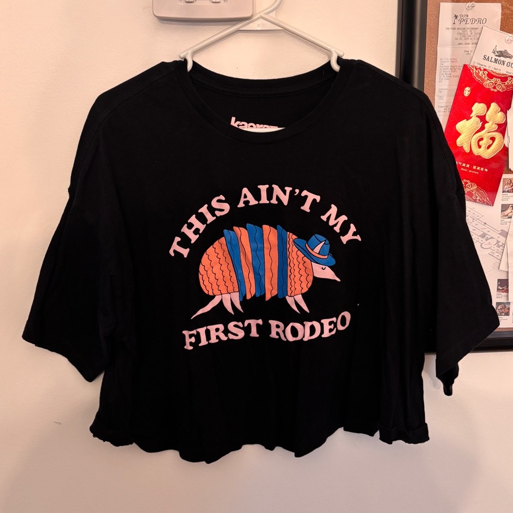 Kaeraz crop tee, not my first rodeo